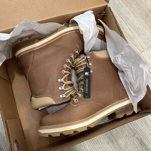 Women's Sorel Boots Size 10.5